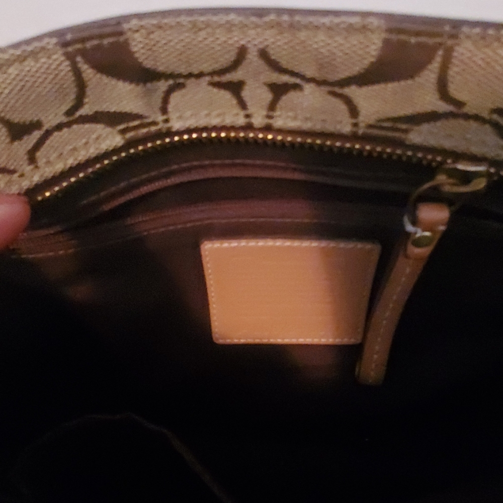 Coach Purse - Picture 3 of 4